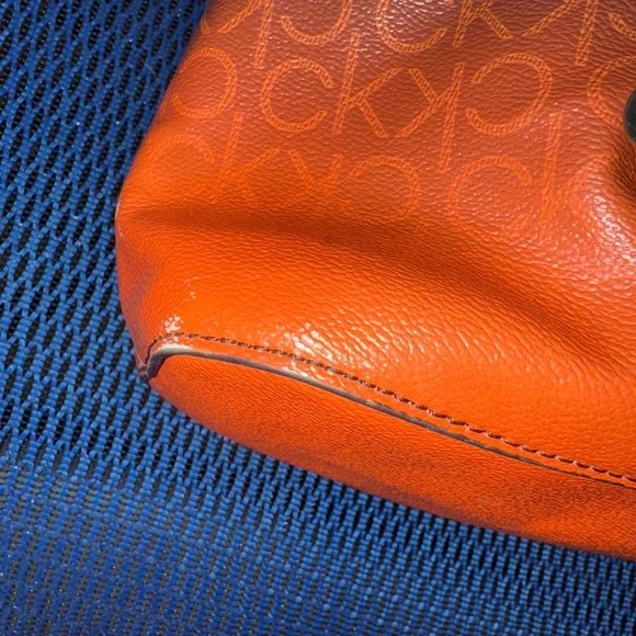 Calvin Klein monogram bucket bag *** Needs some love!! Look at pics!!!! REHAB - Picture 4 of 15